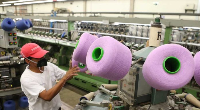 DESARROLLO DE NUEVOS PRODUCTOS EN UNA TEJEDURÍA PLANA andina-mundotextil