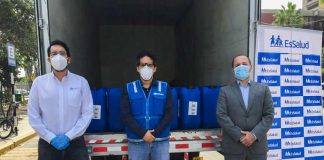 Quimtia S.A dona 5 toneladas de Peróxido de Hidrógeno a ESSALUD para combatir el COVID-19