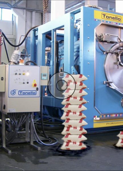 Equipos de Tonello en la revolución de las lavanderías.